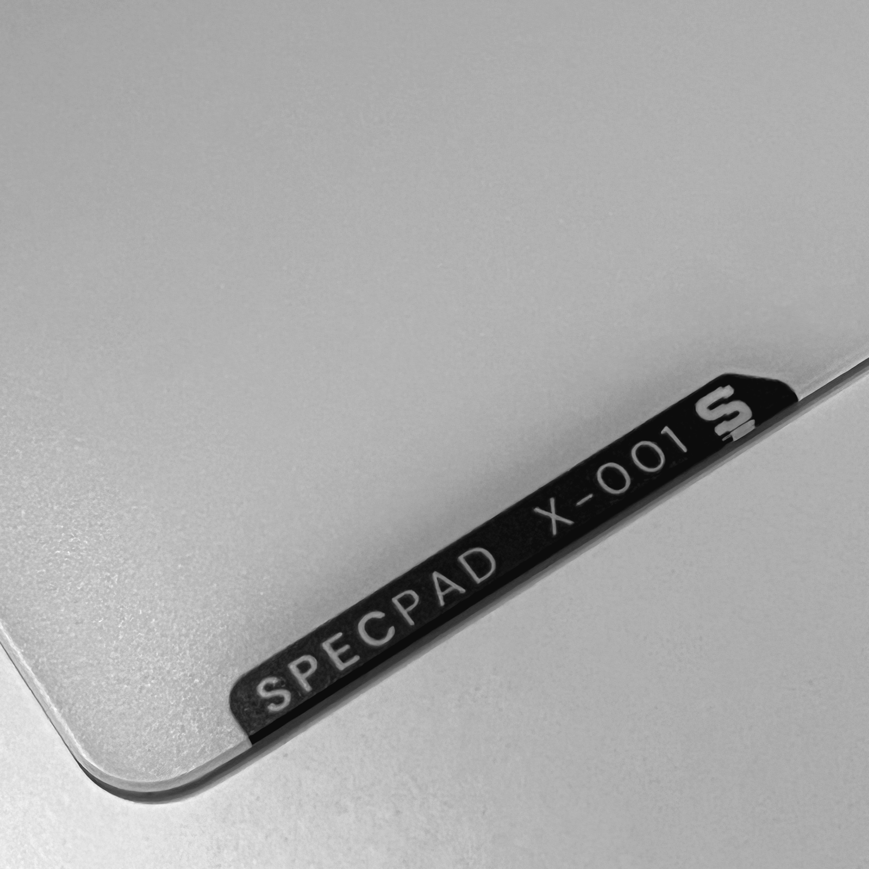 X-001 (WHITE)